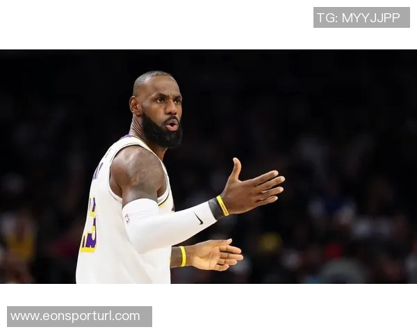 詹姆斯回应最后时刻技犯罚球东契奇罚我也没意见但我已走向罚球线